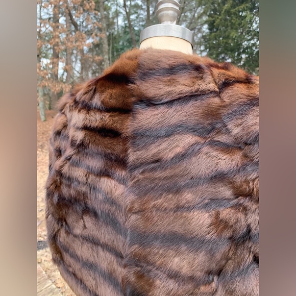 Real Fur Vintage Capelet - Picture 15 of 16